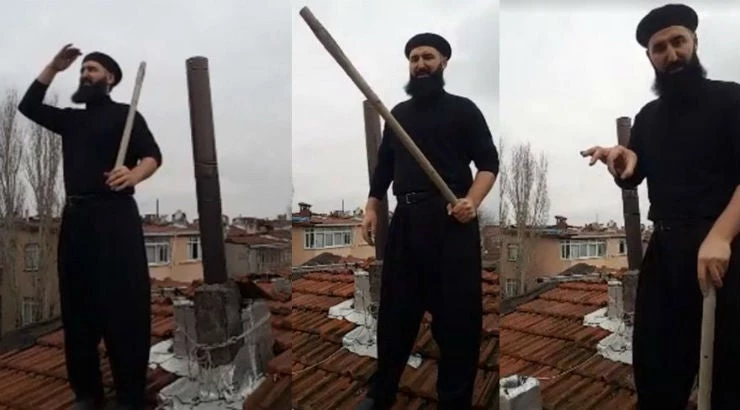 Ο ισλαμιστής στη στέγη περιμένει τον Άγιο Βασίλη!